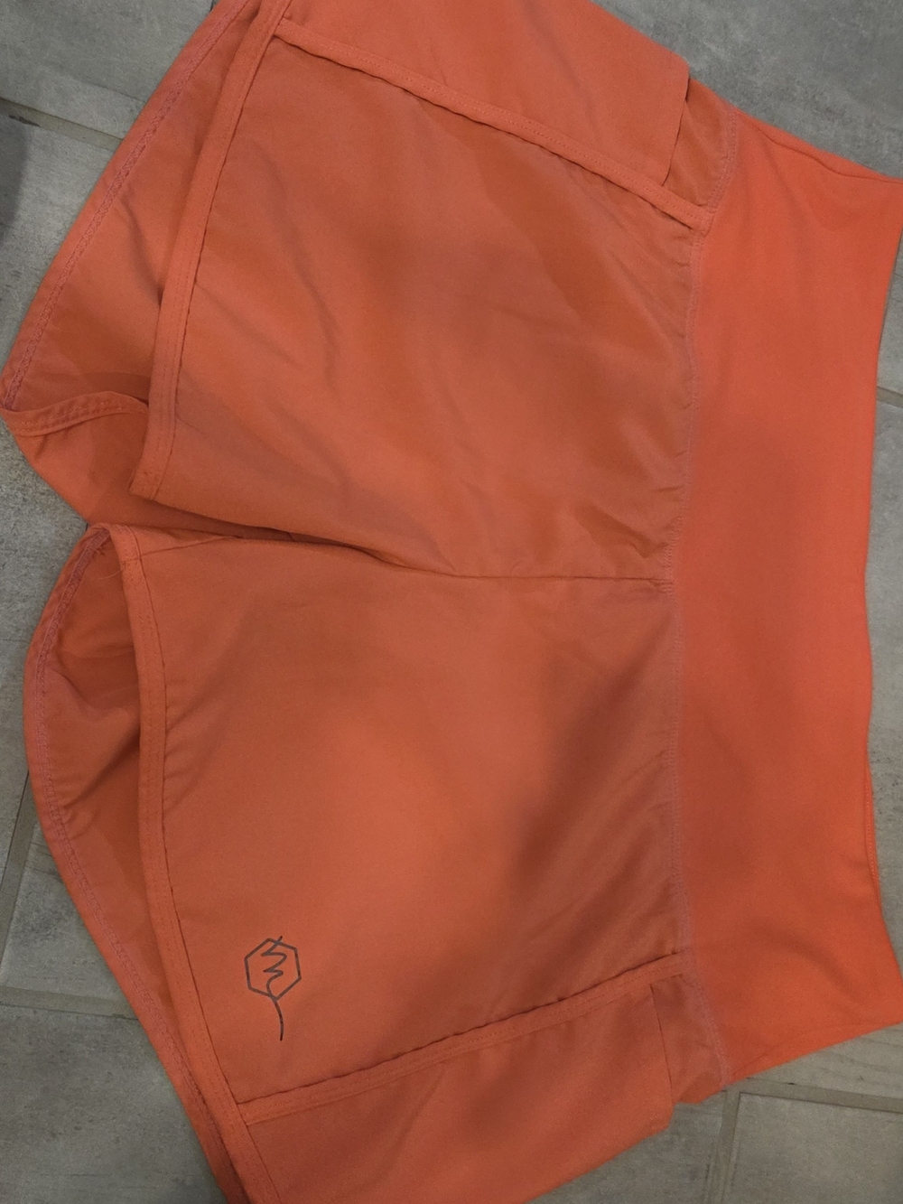 Maven Thread Running Shorts XL Neon Coral